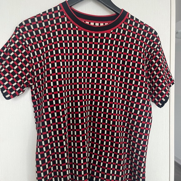 Prada red and black vintage plaid t-shirt - Picture 2 of 5